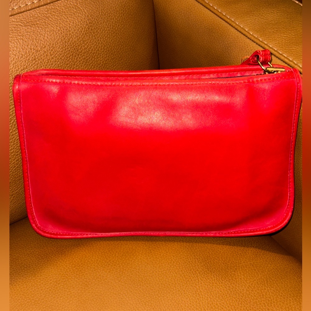 Vintage Coach Leather Clutch - Picture 2 of 7